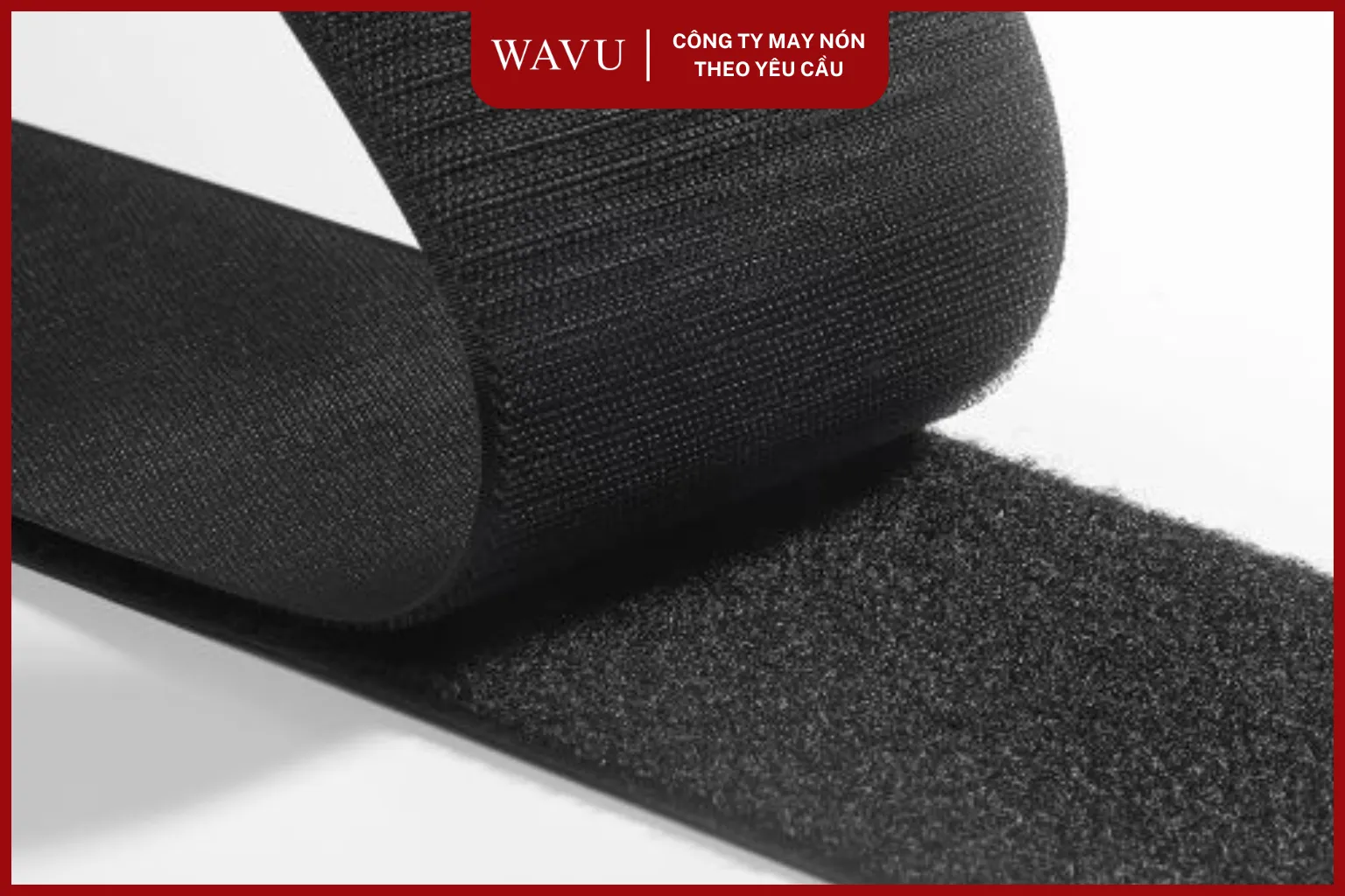 Miếng gai d&aacute;n sticker tr&ecirc;n n&oacute;n